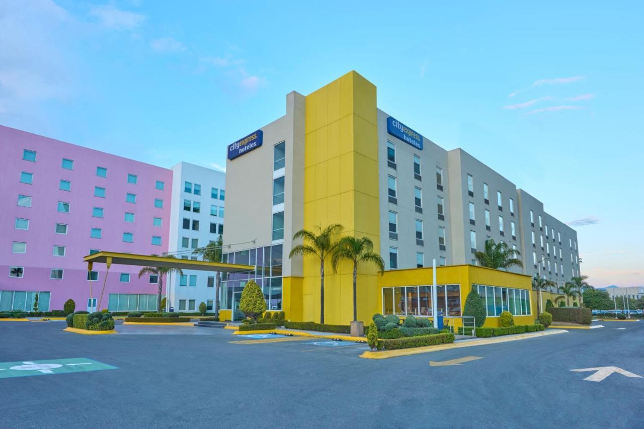 City Express By Marriott Toluca Exterior photo