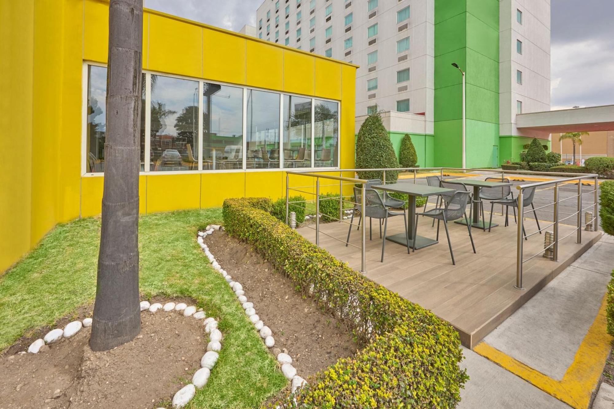 City Express By Marriott Toluca Exterior photo