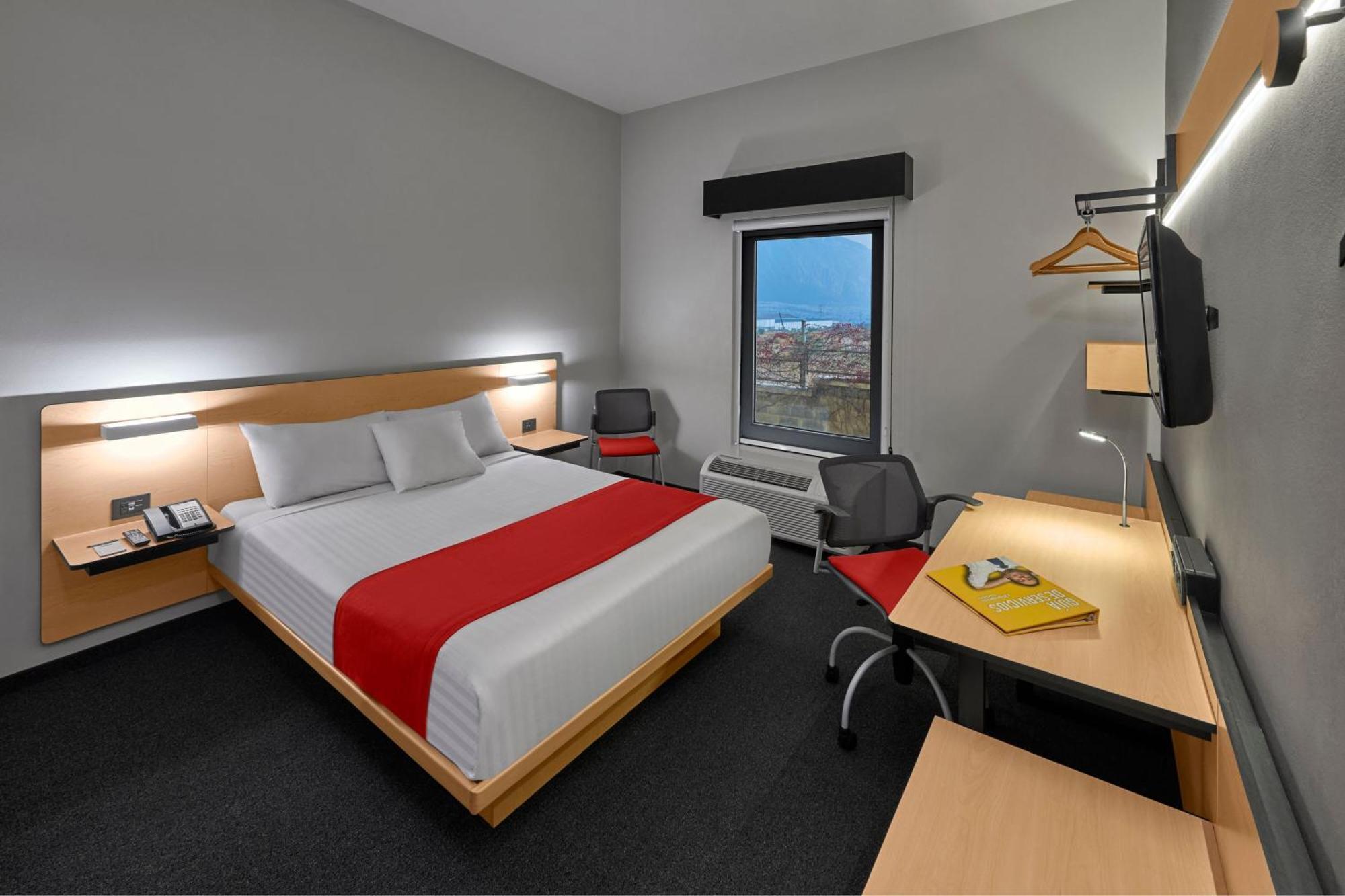 City Express By Marriott Toluca Exterior photo