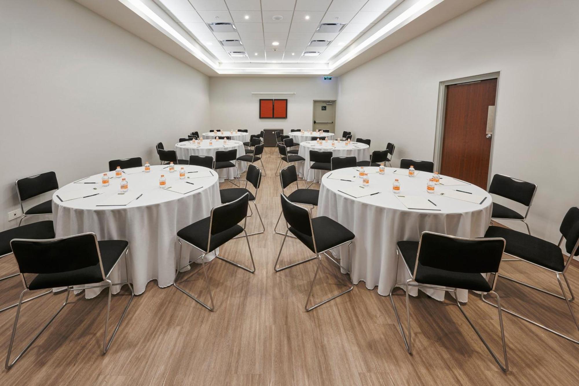 City Express By Marriott Toluca Exterior photo