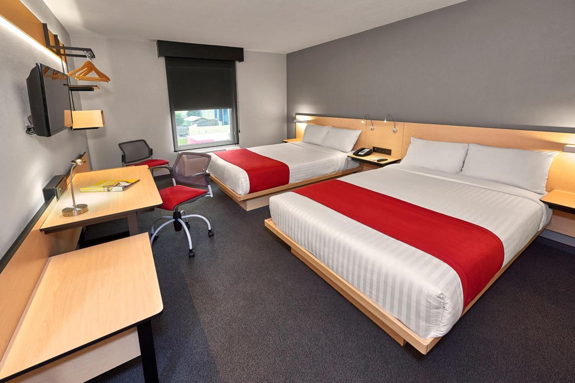 City Express By Marriott Toluca Exterior photo