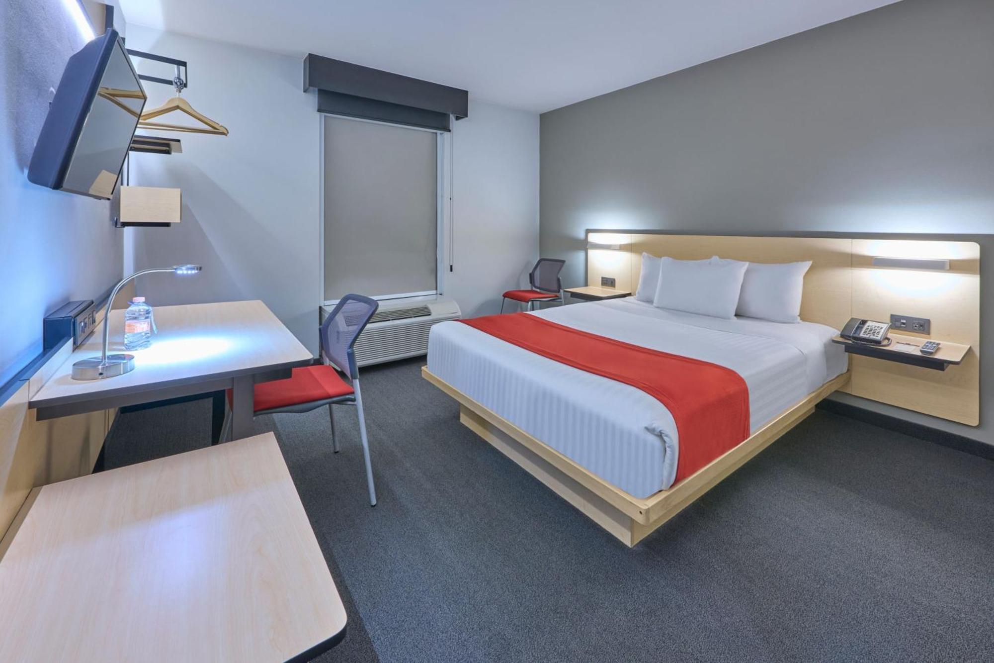 City Express By Marriott Toluca Exterior photo